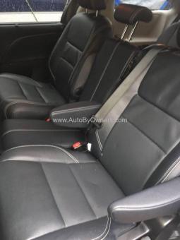 Toyota Sienna Limited AWD is for sale (2009)