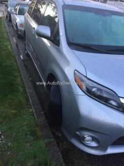 Toyota Sienna Limited AWD is for sale (2009)