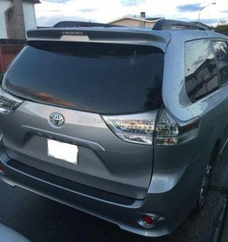 Toyota Sienna Limited AWD is for sale (2009)