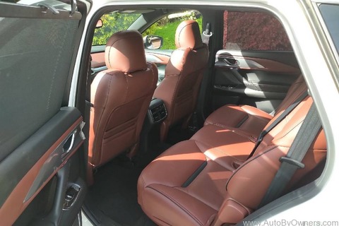 Selling 2017 Mazda CX-9 Signature 7 Seater